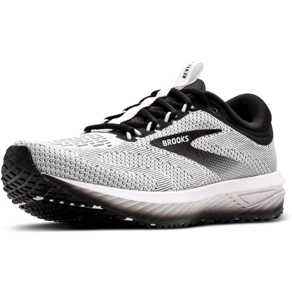Brooks Women’s Revel 7 Neutral Running Shoe